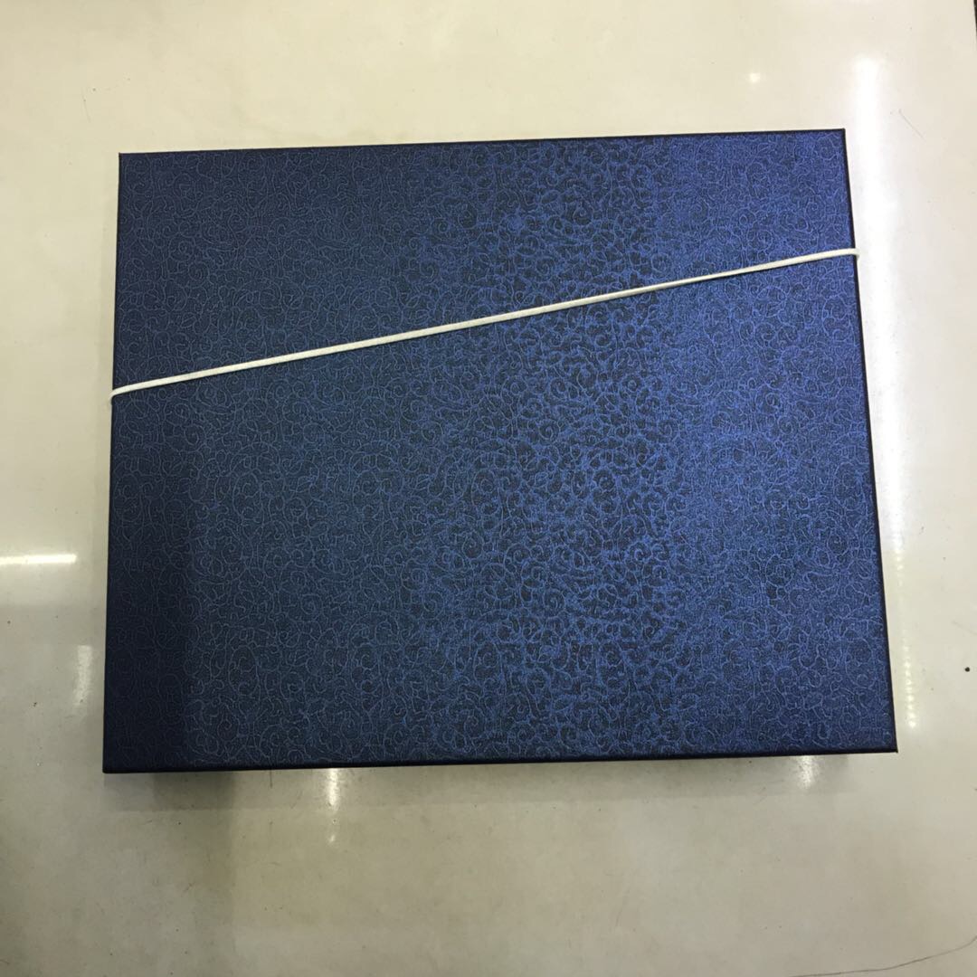 卡纸加厚丝巾礼盒纸盒方盒厂家直销可定做纸盒