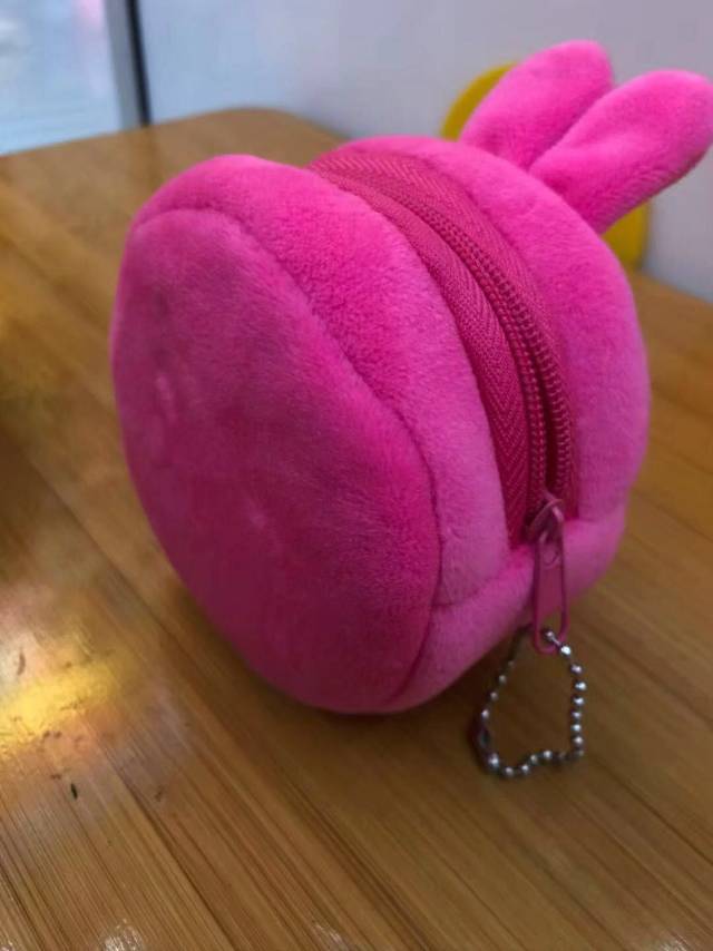 动物可爱卡通椭圆立体毛绒小零钱包硬币包产品图