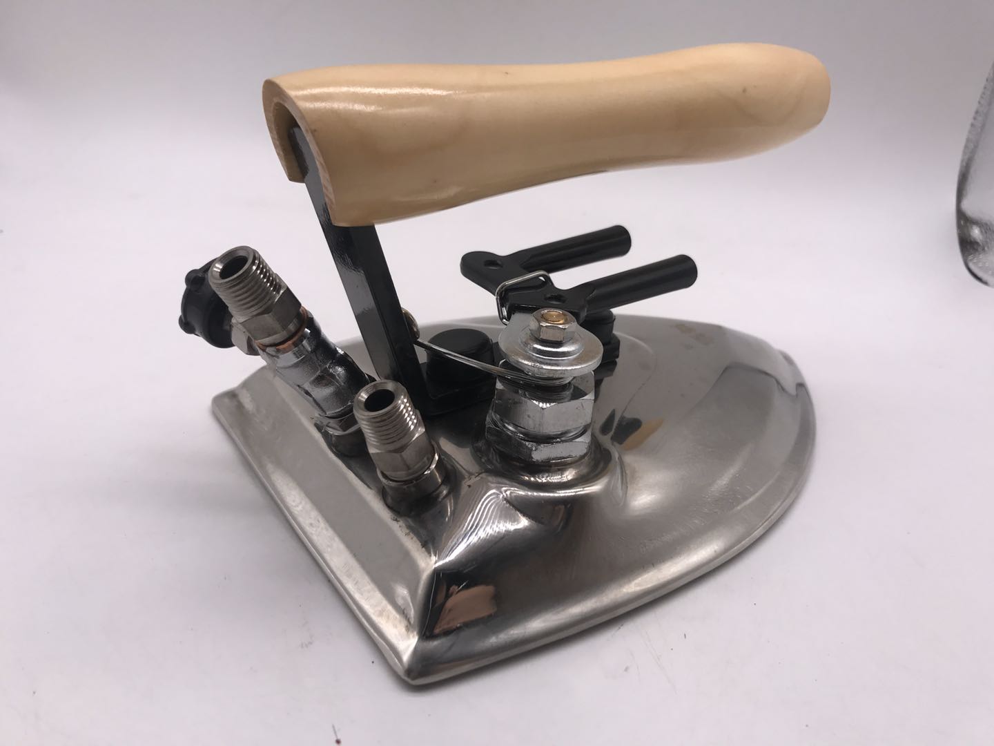 Lishui Hongda brand fully automatic steam energy-saving iron HD-602 model Specification image