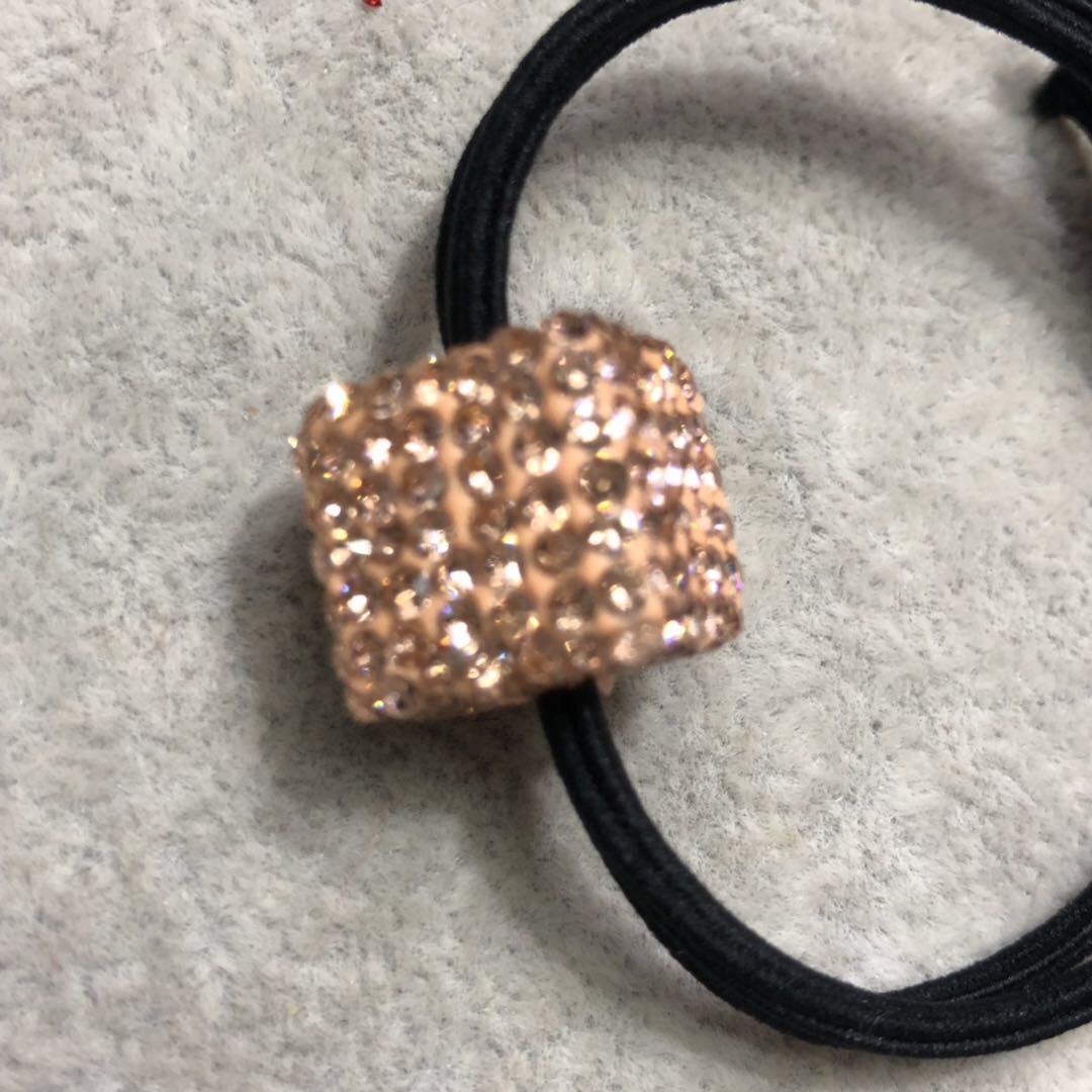 Korean-style fashionable ladies' hair tie, women's rubber band tie, elegant headwear, high-elasticity adult autumn and winter hair tie, casual rubber band, solid-color little rabbit hair band, Chenhui accessories 002 Specification image