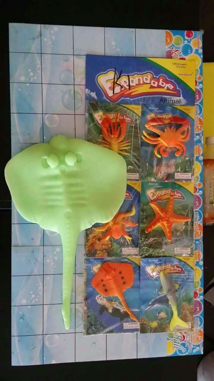 Spongebob Squarepants Crab water animal model children's toy thumbnail
