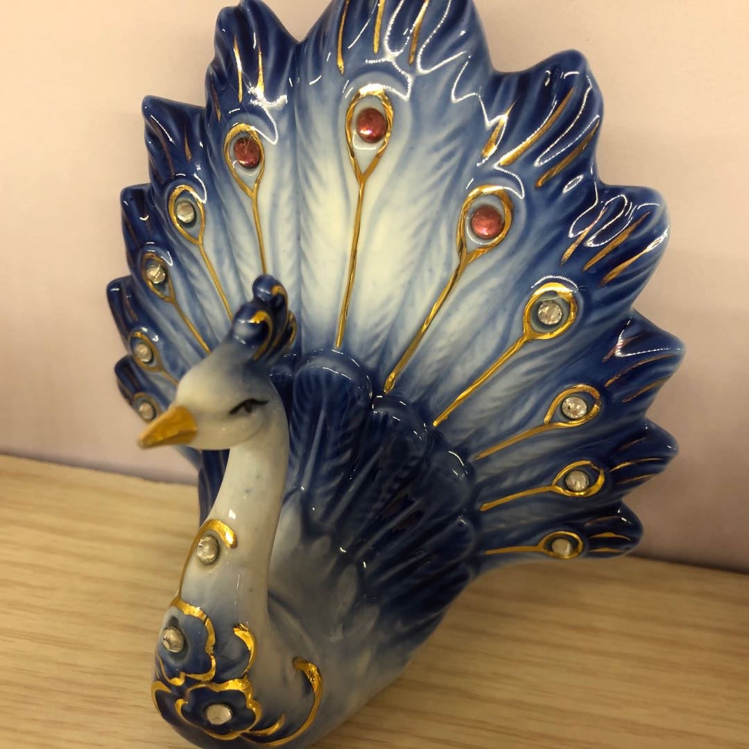 Jintai Craft Blue Peacock Creative Ceramic handicrafts and decorative items, European luxurious home display gifts Specification image
