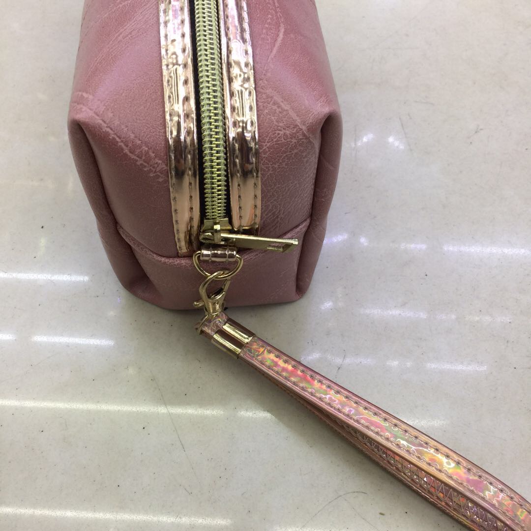 Simple Travel Cosmetics Small Bag Portable Large Capacity Makeup Bag Toiletry Bag Waterproof details Picture