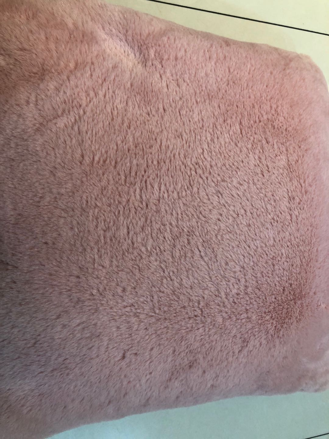 Rabbit fur fashionable throw pillows, bay window cushions, sofa cushions, and midday rest pillows details Picture