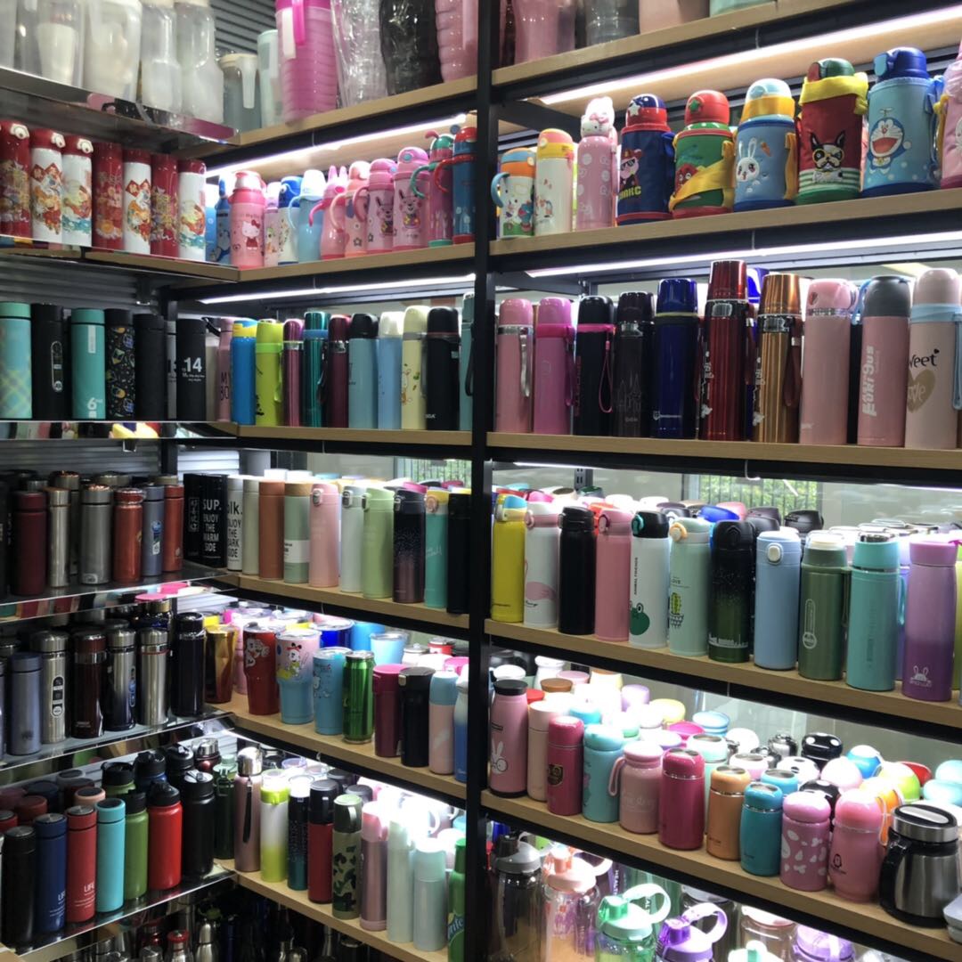 Yiwu Hongzheng Daily Necessities Co., LTD describe pic - 2