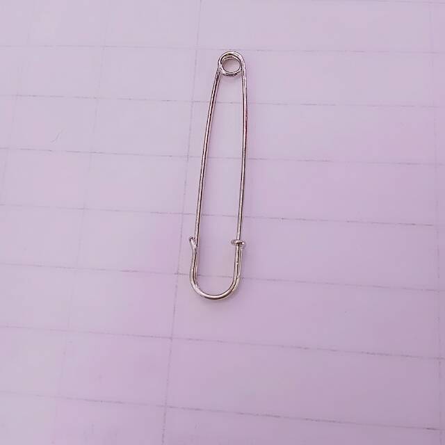 Factory direct sales of small pins, brooches, clips and other jewelry accessories details Picture