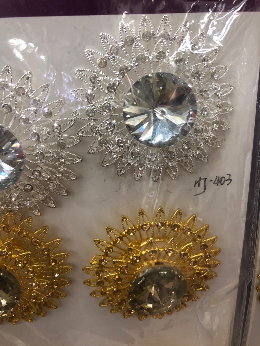 布贴/盘扣/奔涵盘扣/木质纽扣/锌合金纽扣子细节图