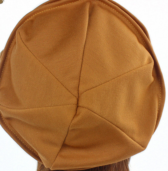 A versatile Muslim side flower-shaped headscarf that is convenient for women to wear Specification image