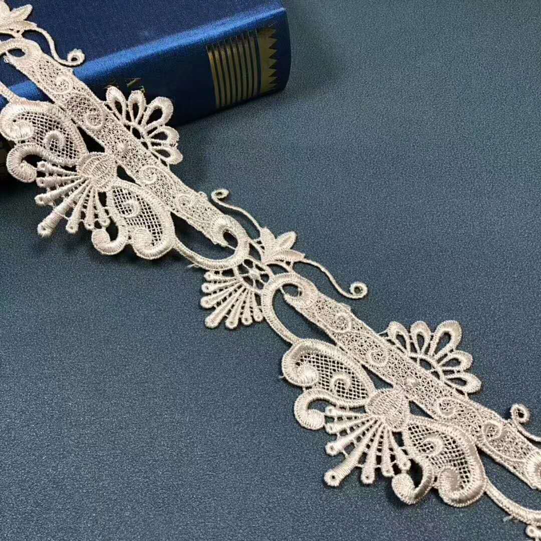 Guangdong lace wholesale factory direct sales of fabric, clothing fabric wholesale in stock