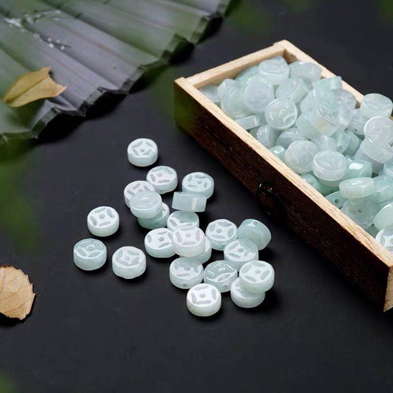 Natural A-grade jadeite DIY accessories, loose beads and money pendants, jadeite and jade accessories, copper coins, loose beads and jade money pendants