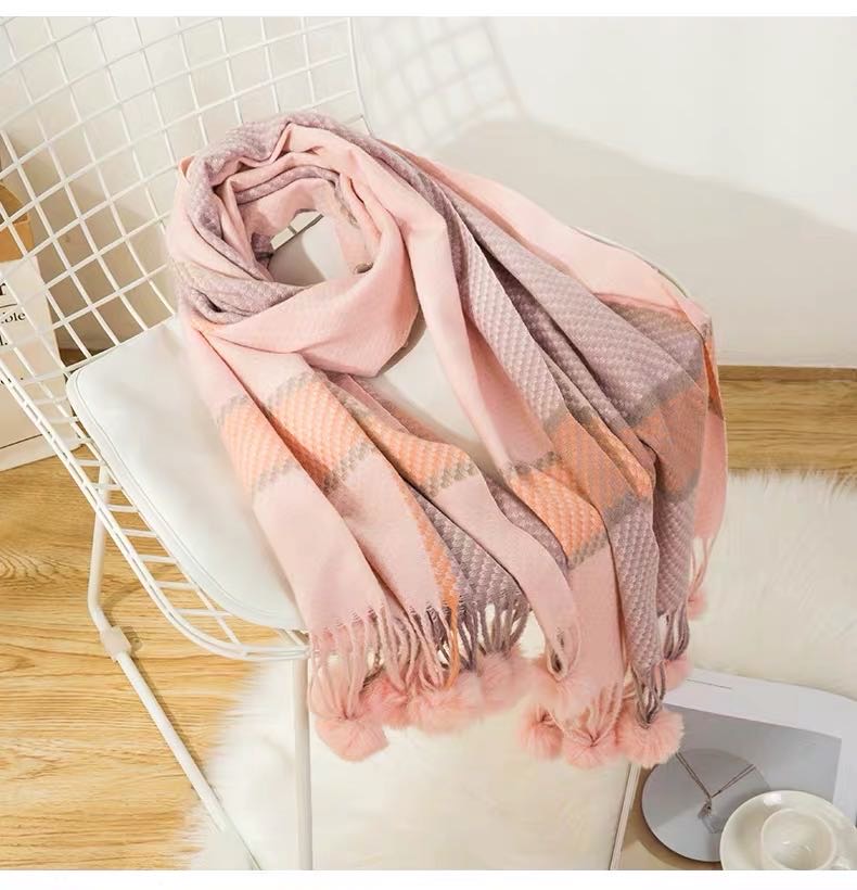 A casual, fashionable and trendy scarf with floral patterns and a shawl for both use
