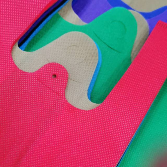Non-woven fabric is available in multiple specifications and colors, including vest bags, shopping bags, handbags and storage bags details Picture