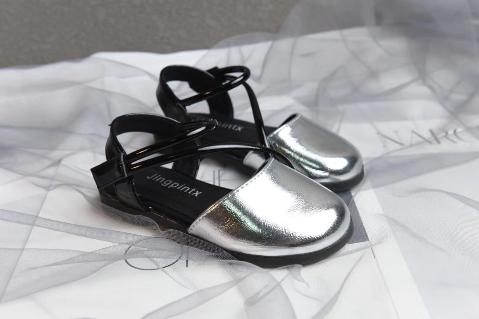 真皮头层平底夏天皮凉鞋女式童鞋产品图