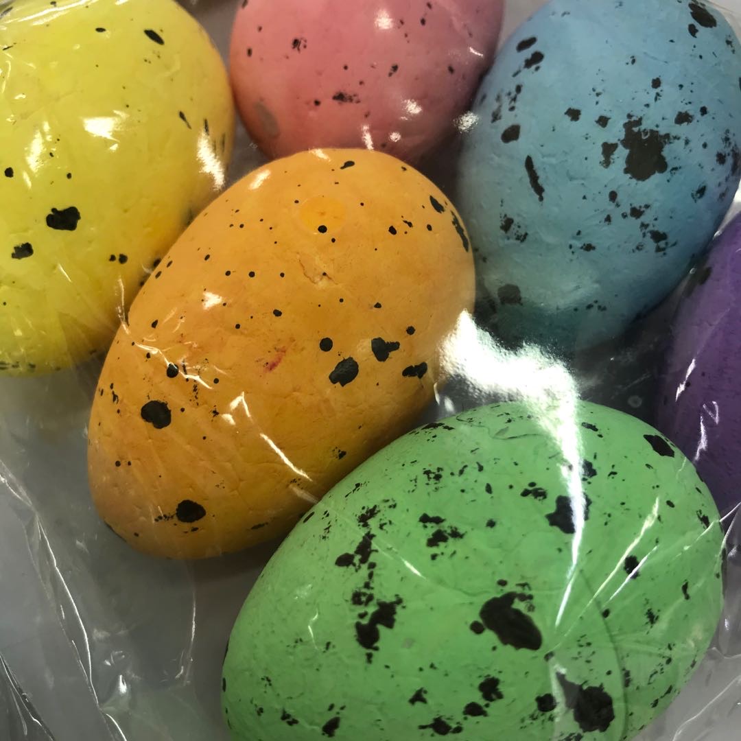 复活节泡沫彩蛋仿真鸟蛋彩色泡沫假蛋鹌鹑蛋道具节日装饰产品图