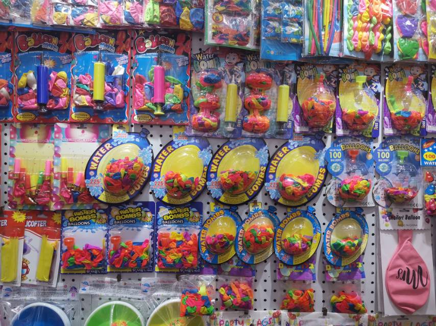 Yiwu Beiyue Toys Store describe pic - 3