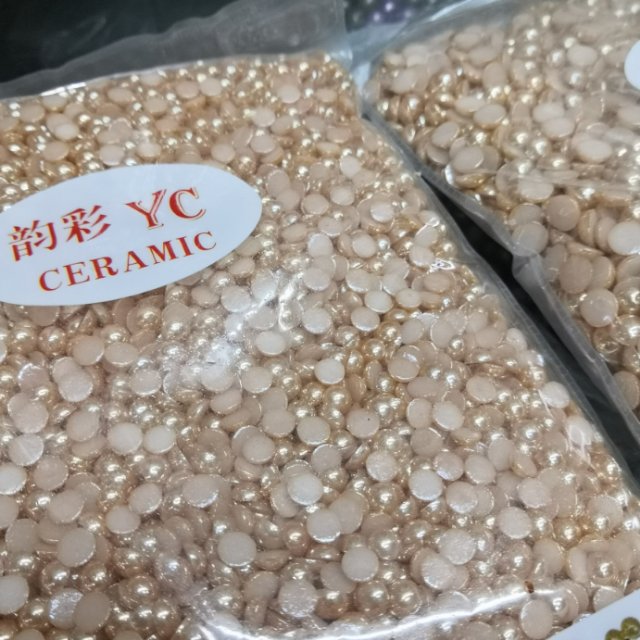 Wholesale of high-quality imitation pearl half-piece glass beads, crepe beads, lacquered beads jewelry accessories in stock details Picture