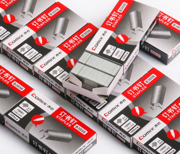 高质量通用型订书机钉子钉书钉子办公文具用品产品图