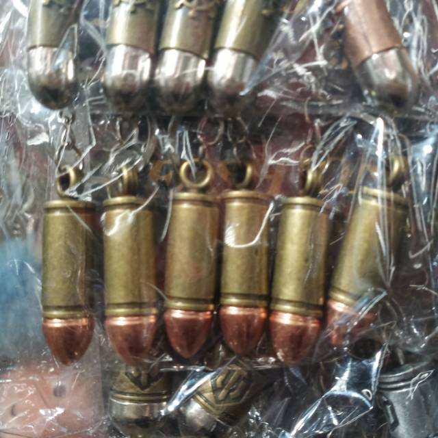 Metal Bullet Keychain Pendant New Travel Craft Gift details Picture