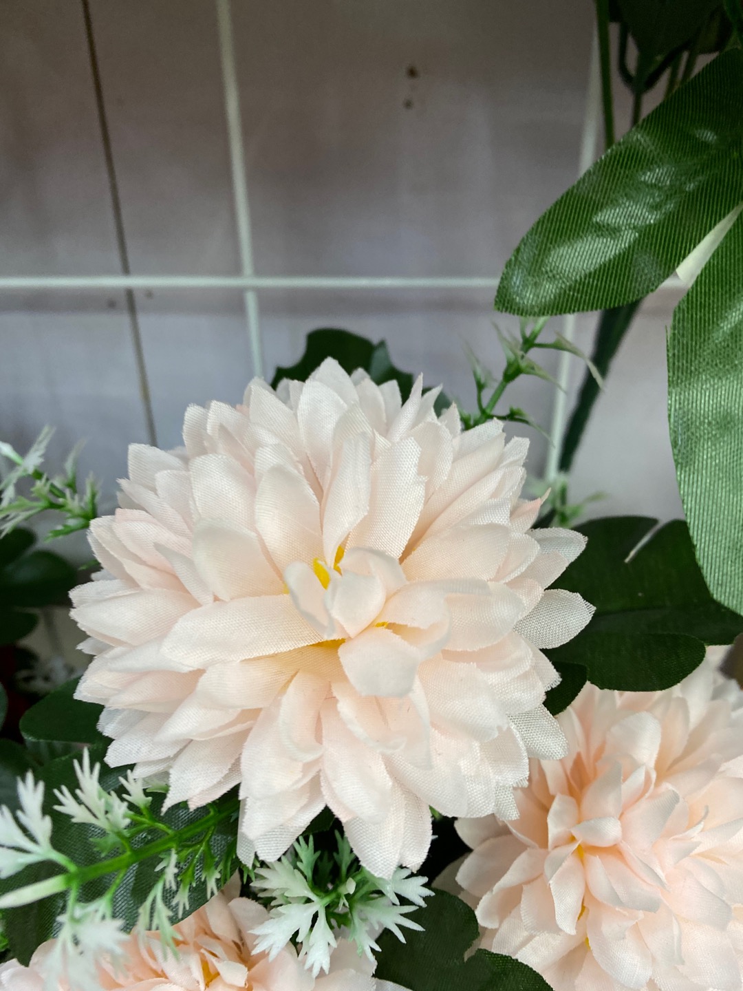Factory direct sales of 9 carnations, essential items for interior decoration, available in multiple colors details Picture