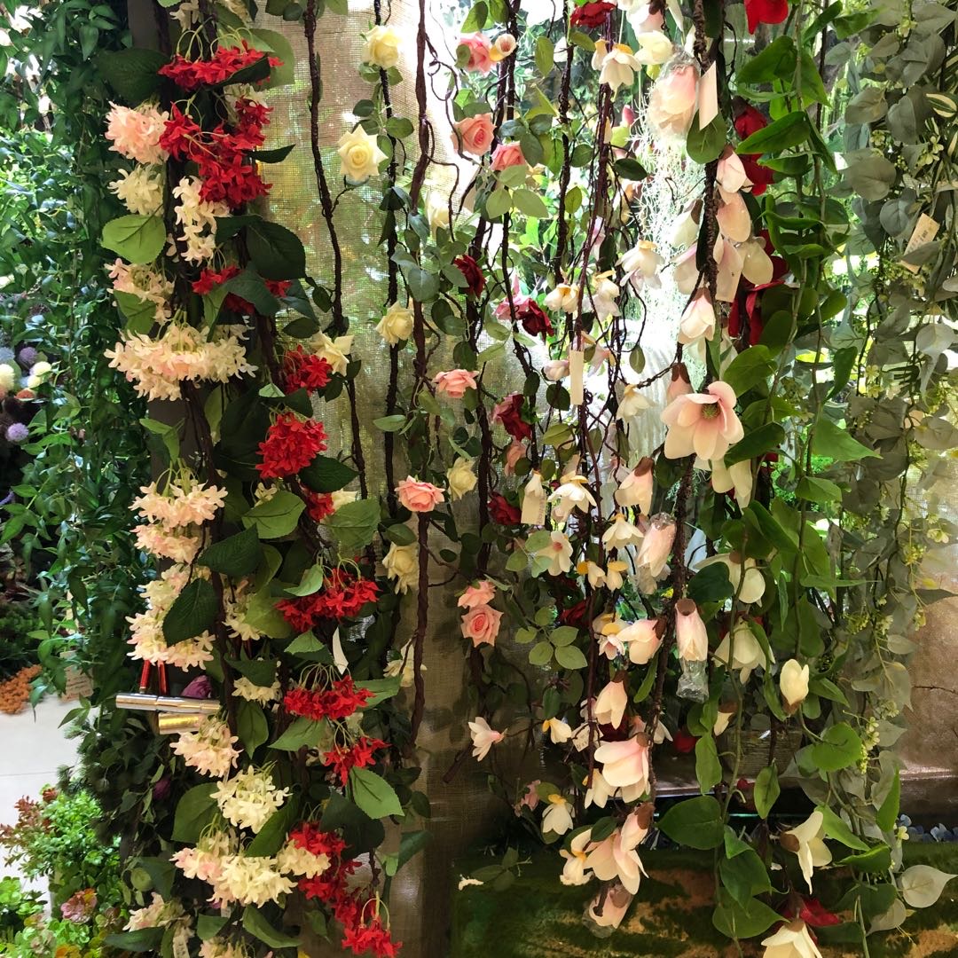 Red Heart Craft Flower Shop 1 describe pic - 1