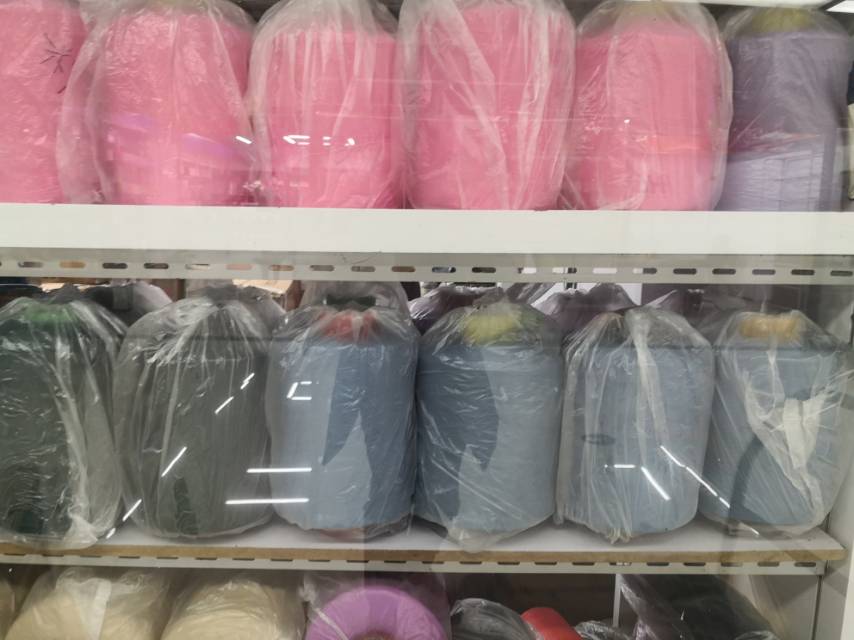 Yiwu Kanghua Knitting Materials Trading House describe pic - 2