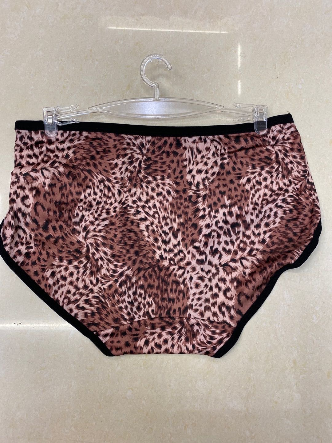 Women's Cotton Antibacterial Inner Crotch Large Size Printed Leopard Series Underwear details Picture