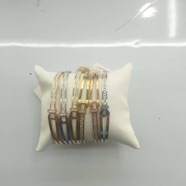 时尚设计钛钢材质手链项链饰品 直播爆款 跨境热销