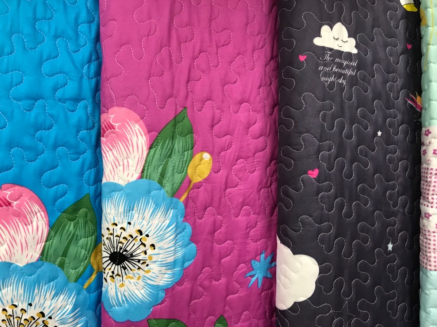Garden Print Quilted Quilt 200*230 Specification drawing