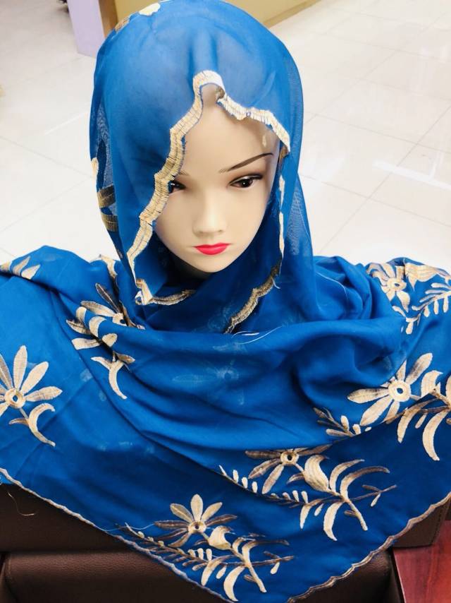 The 2020 new style of embroidered scarves, long scarves and headscarves for Muslim women