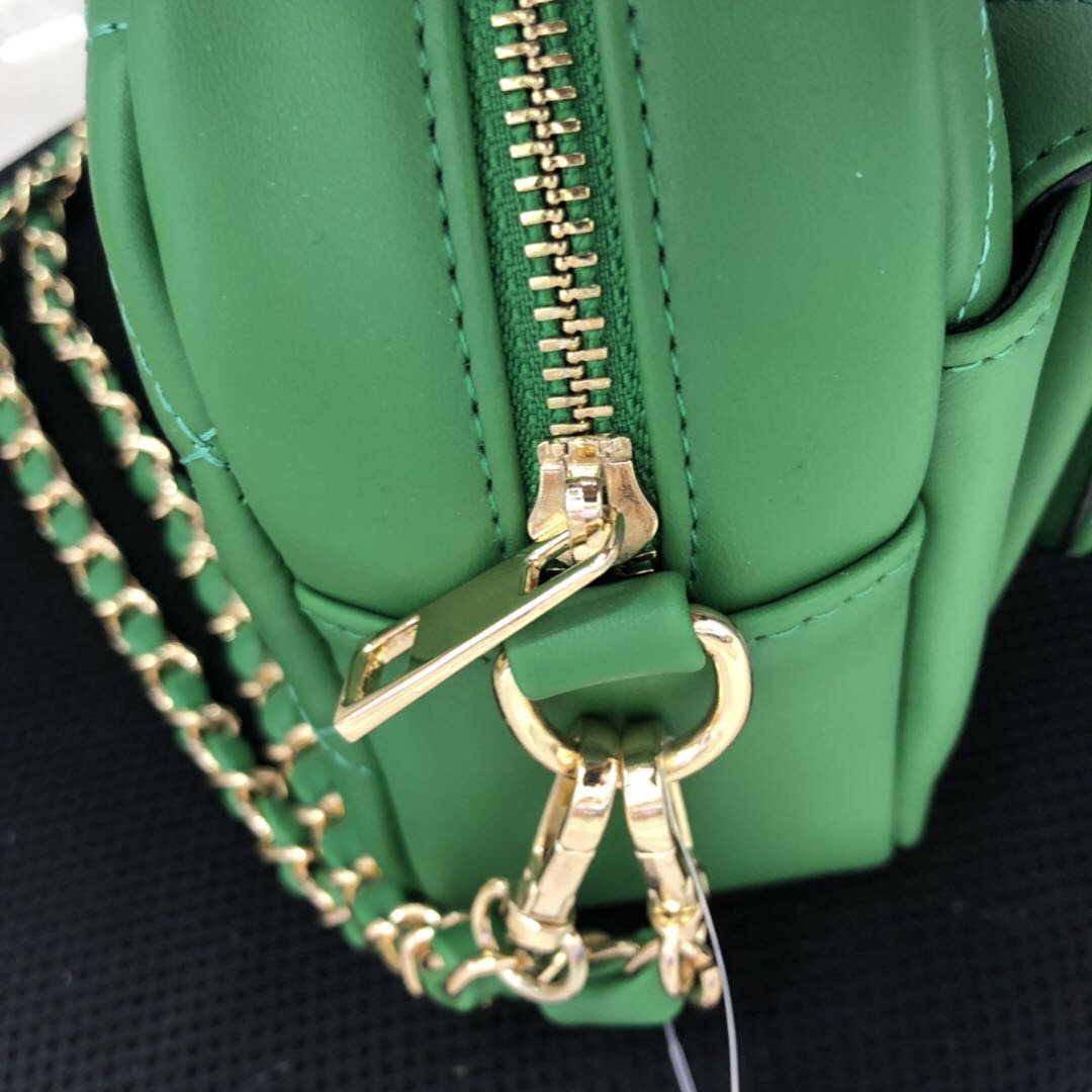 2019秋冬新款真皮手提单肩腋下包细节图