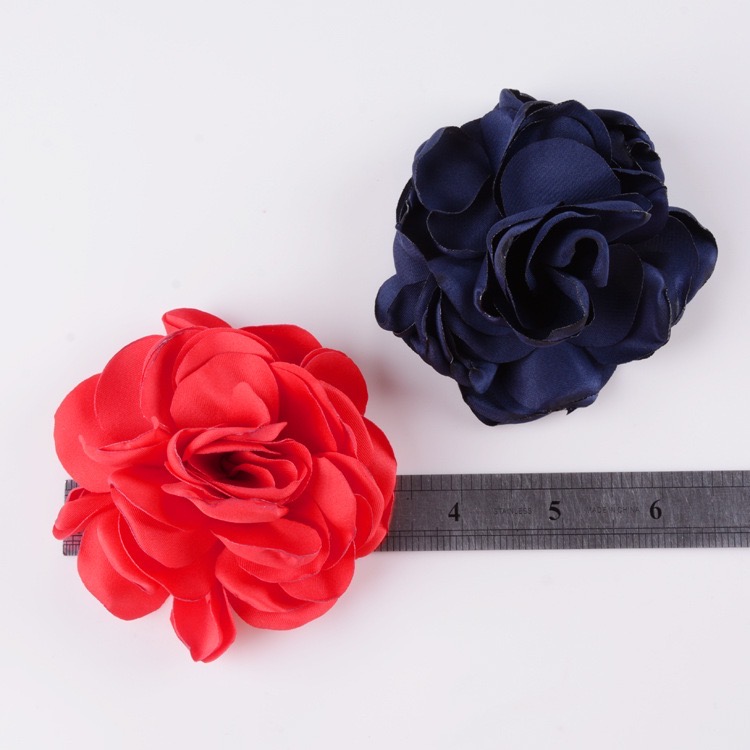 手工8CM绸缎纯色大花朵舞蹈表演道具假花鞋花头花帽花饰品配件产品图