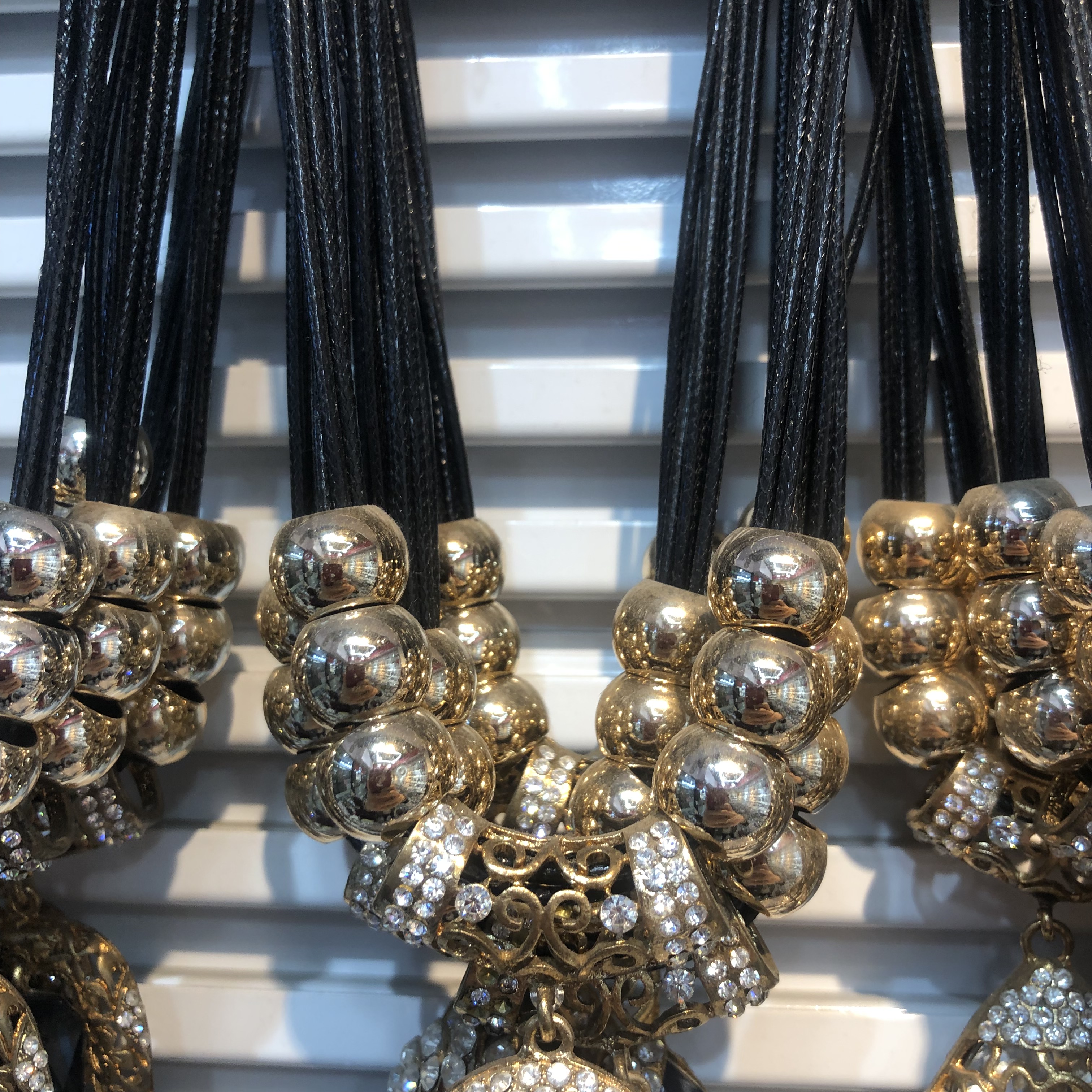 Water diamond necklace, women's retro sweater chain, ethnic style, versatile and personalized, long style, simple and elegant for autumn and winter Specification image