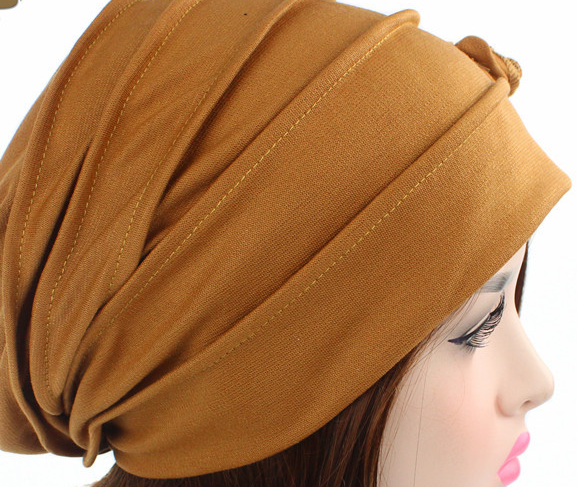 A versatile Muslim side flower-shaped headscarf that is convenient for women to wear details Picture