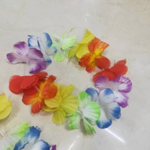 彩色花瓣手环头环颈环草裙配件细节图