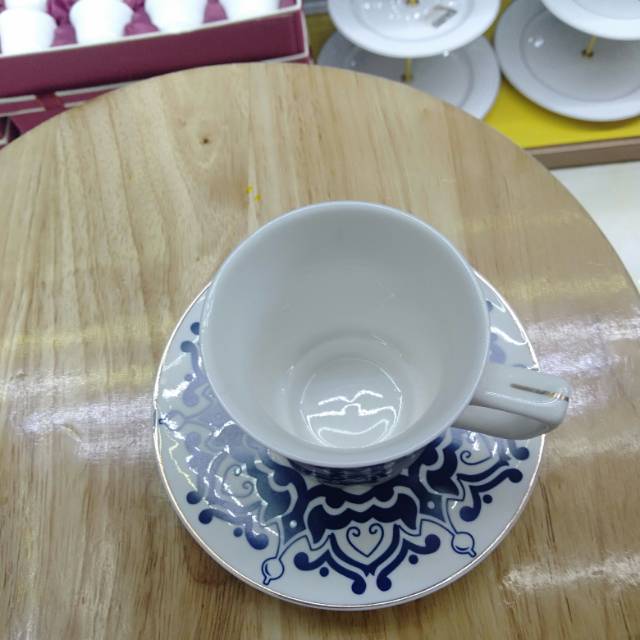 English Afternoon Tea Tea Set Coffee Cup Saucer Bone China Black Tea Cup Ceramic European Small Luxury details Picture
