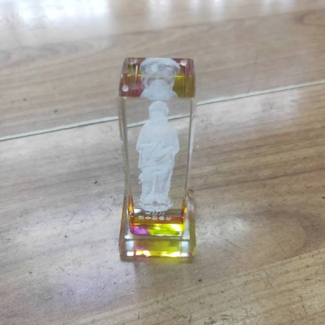 厂家直销水晶激光内雕观音款水晶小礼物纪念品产品图