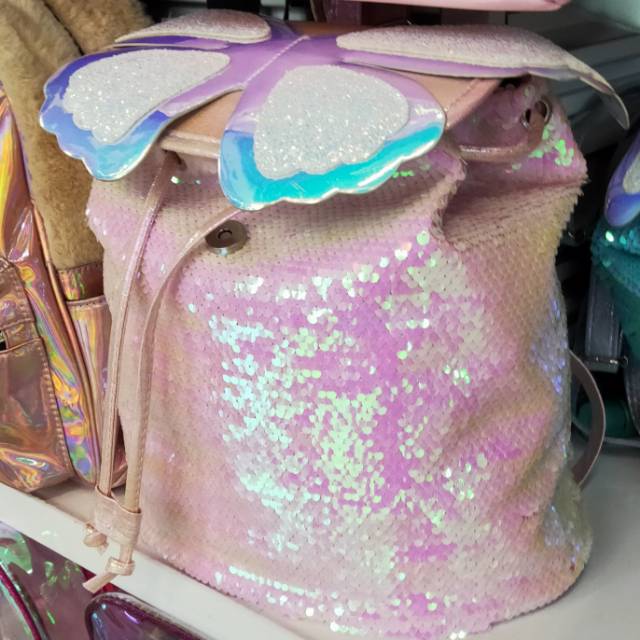 New fashionable schoolbags for girls, junior and senior high school girls, backpacks, and birthday gift bags