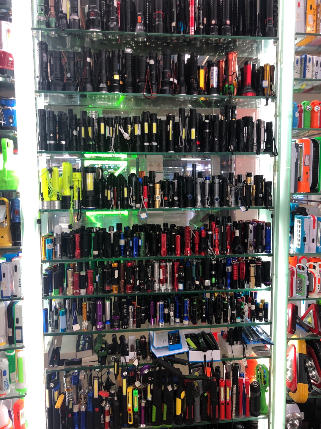 Ailaan Electronic Lamp Store describe pic - 1