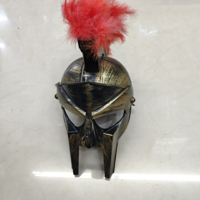 塑料仿金属大羽毛双牙罗马帽头盔罗马帽加红色羽毛头冠 古代将士头盔产品图