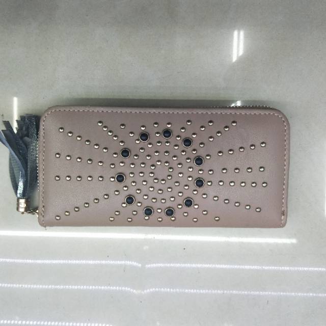 厂家直销时尚大众新颖休闲简约浅灰色女士钱包！