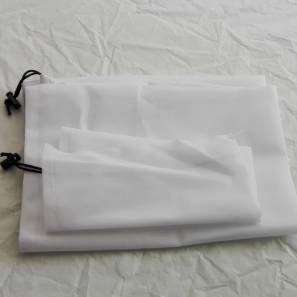 Coarse and fine mesh storage bags, transparent mesh fabric classification, laundry net bag manufacturer, size can be customized, undertake other cloth covers, car cleaning brushes