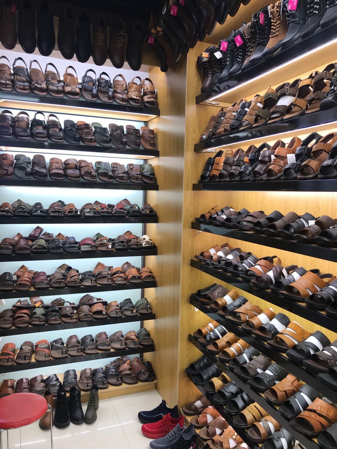 Lilai Shoe Industry describe pic - 3