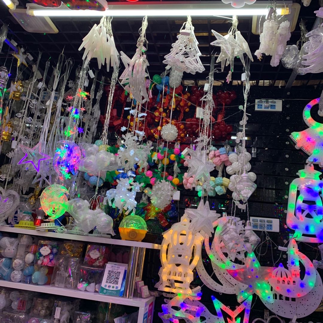 Shuangping Lantern Factory, Linhai City, Zhejiang Province describe pic - 3
