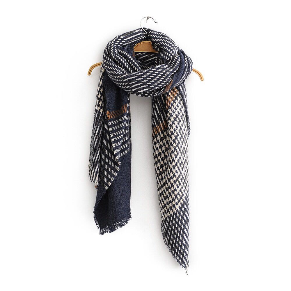 Autumn And Winter Europe And The United States Fashion Imitation Cashmere Thousand Bird Check Fringe Shawl Scarf