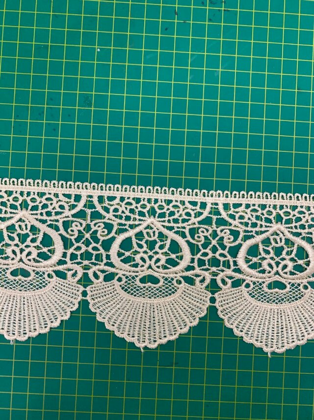 白色蕾丝刺绣领花刺绣花边水溶花边面料服装辅料花边产品图