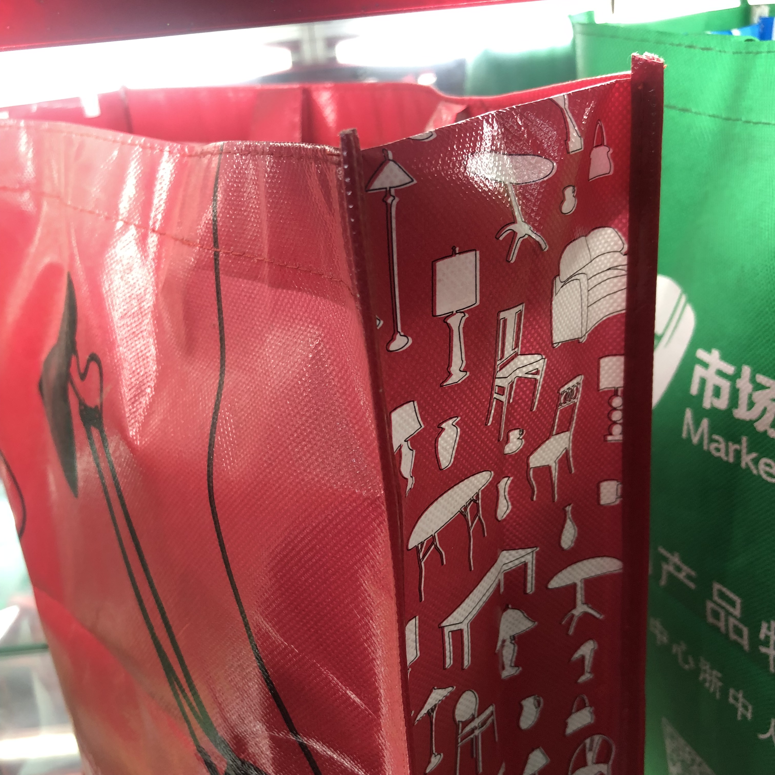 Red Storage Woven Bag Moving Quilts Packing Bag Large Capacity Non-Woven Canvas Duffel Bag Thickened Quilt Bag Specification drawing