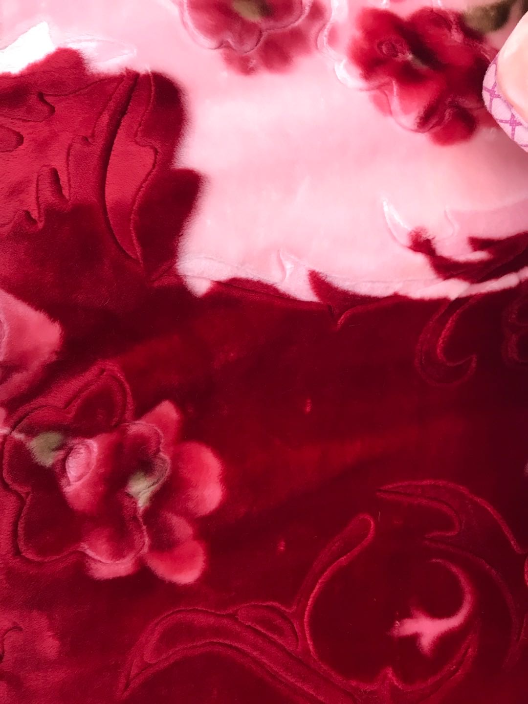 Coloured Floral Peony Printed Embossed Polyester Blanket details Picture