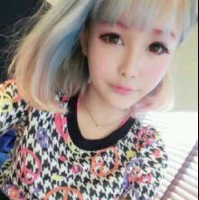 Cartoon wig to sample the lowest price in the market multi-color dazzle color wig dyeing wig color-changing wig wig