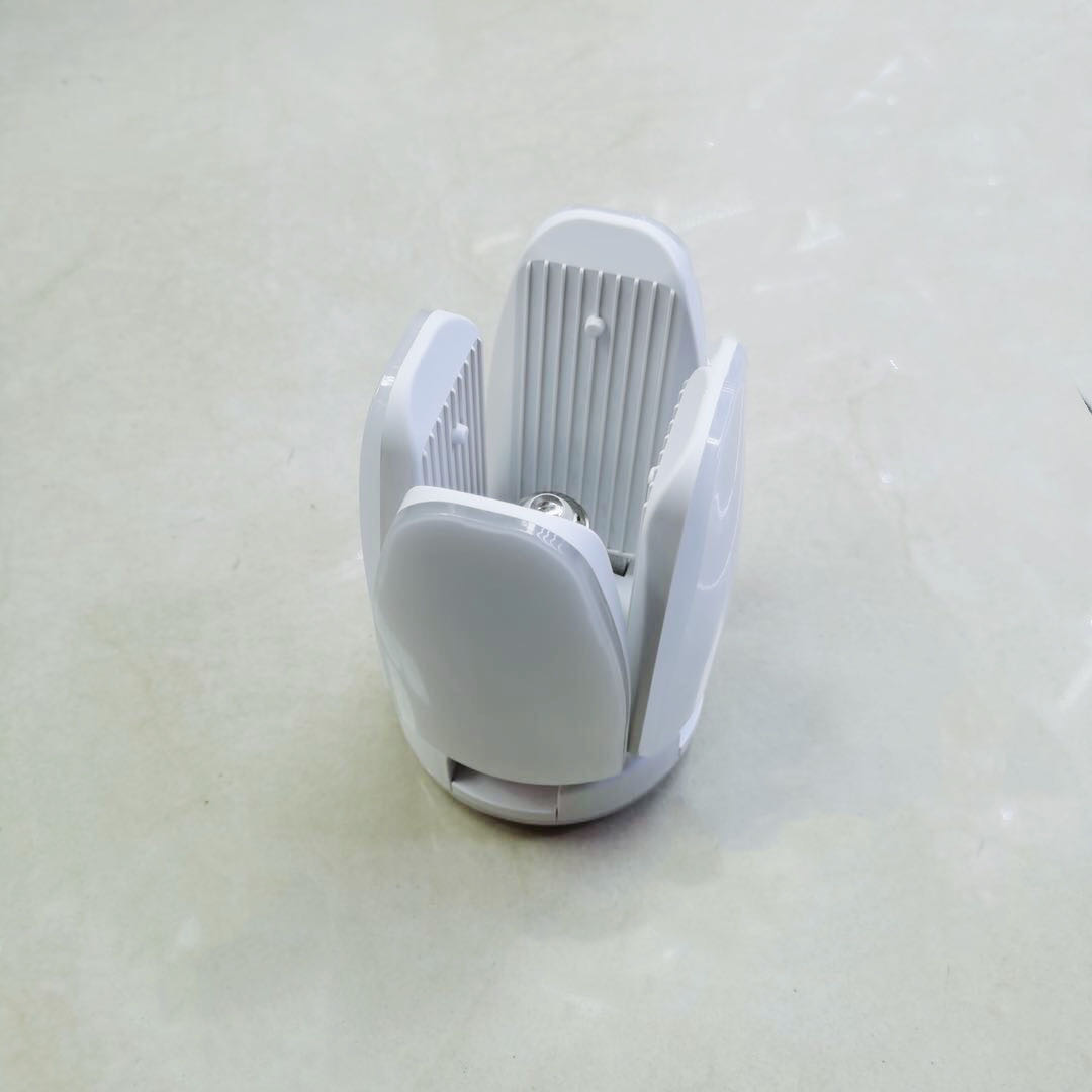 Four-leaf transformable lamp, three-proof flying saucer lamp, led bulb, ultra-bright household high-power energy-saving lamp, screw socket Specification image