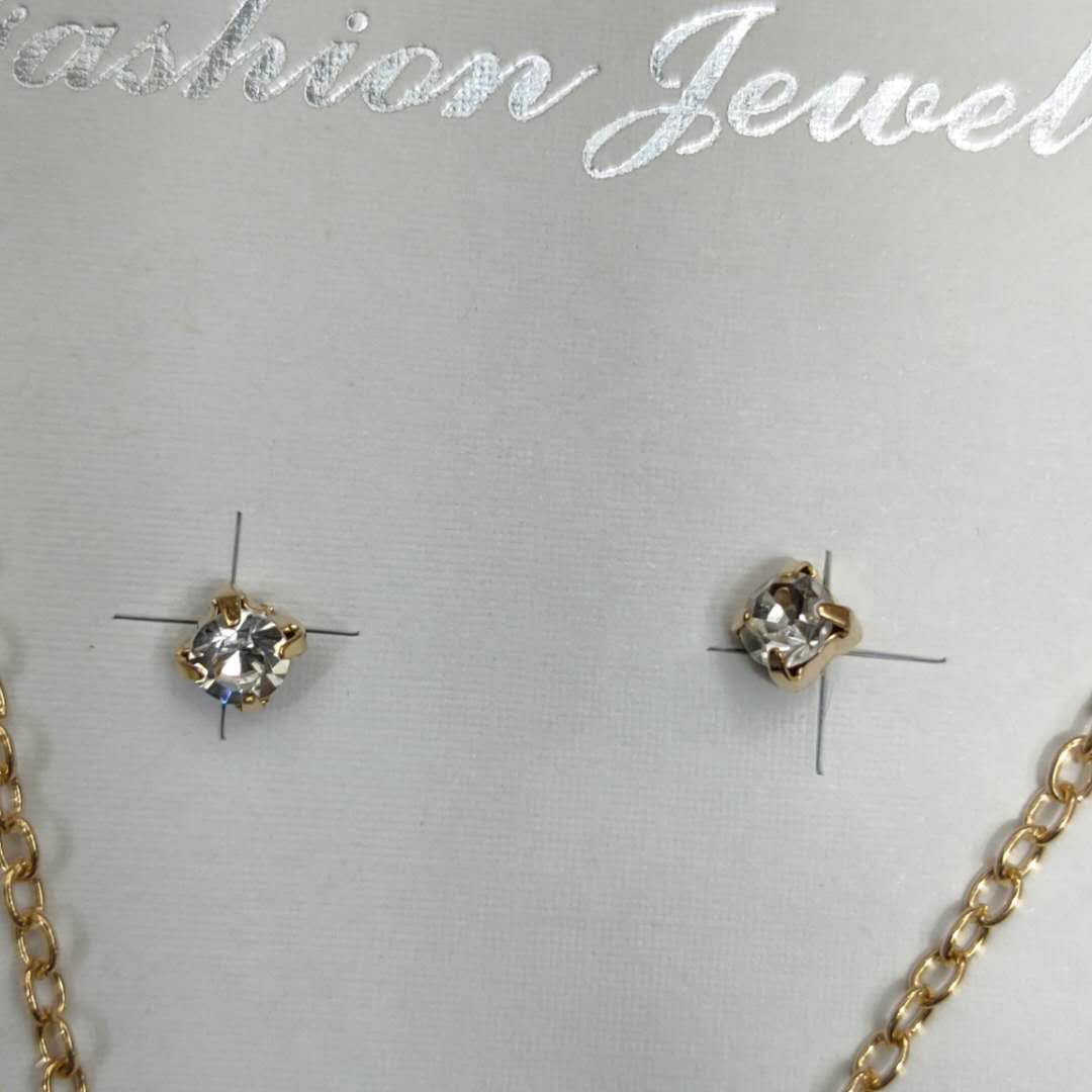 Retro Chic Simple Ladies Gold Alloy Cutout Flower Necklace Jewel Stud Earrings Set Chain Specification drawing